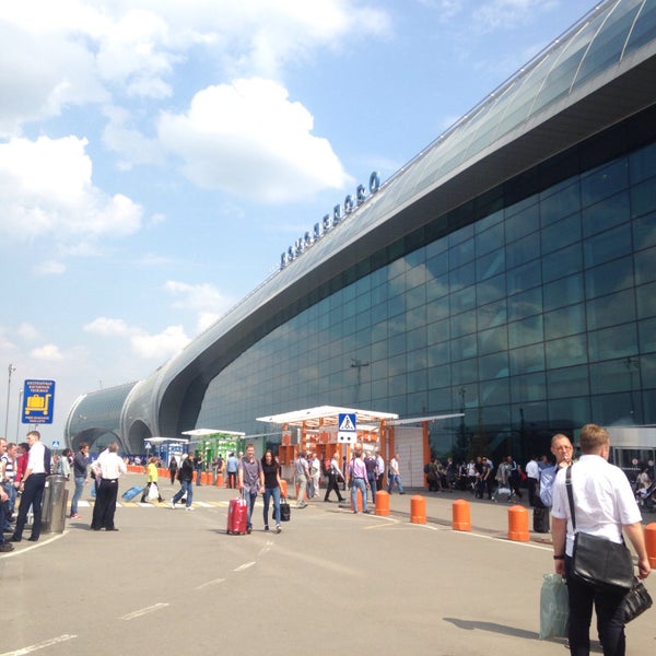 Foto tirada no(a) Aeroporto Internacional de Domodedovo (DME) por Pryanik . em 5/22/2015