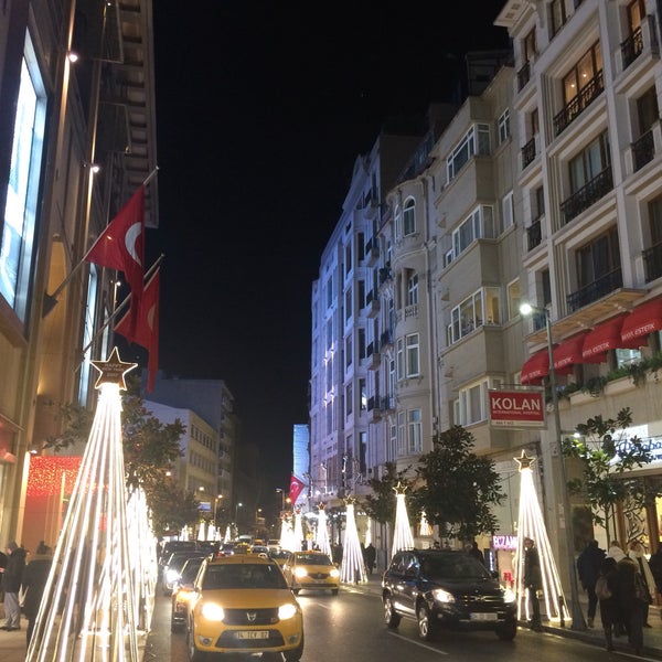 Das Foto wurde bei City&#39;s Nişantaşı von A♐️ am 1/2/2017 aufgenommen