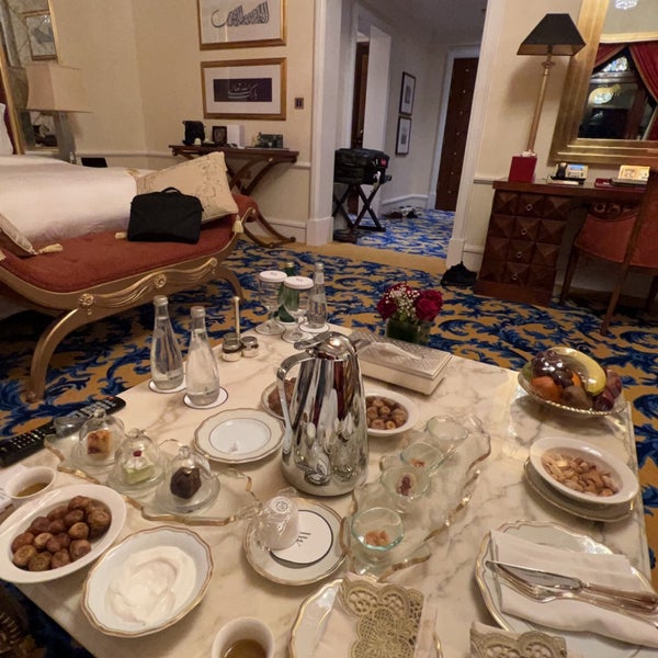 Das Foto wurde bei Waldorf Astoria Jeddah - Qasr Al Sharq von F am 4/17/2023 aufgenommen