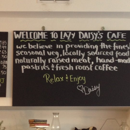 12/14/2012 tarihinde Jennifer S.ziyaretçi tarafından Lazy Daisy&#39;s Cafe'de çekilen fotoğraf