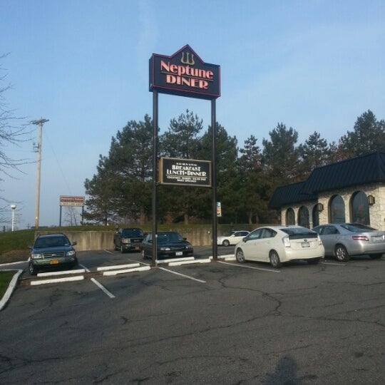 Neptune Diner (Now Closed) 12 tips