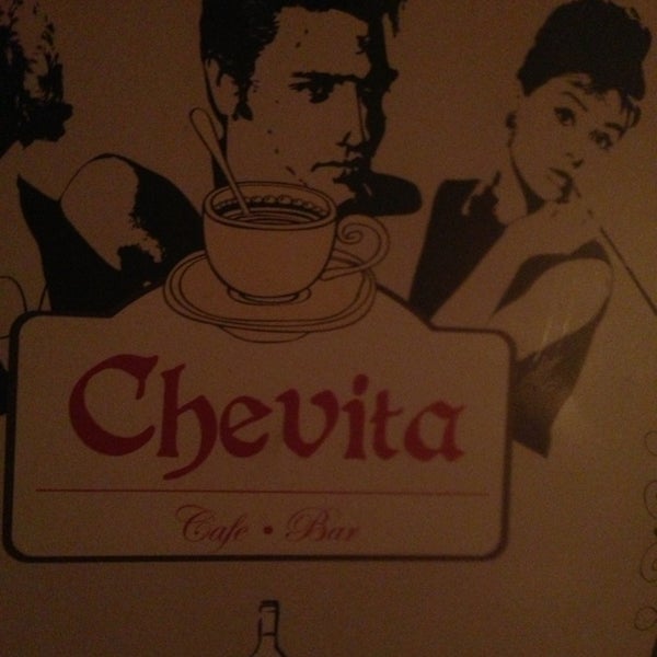 1/5/2013 tarihinde BERNAziyaretçi tarafından Chevita Cafe &amp; Bar'de çekilen fotoğraf