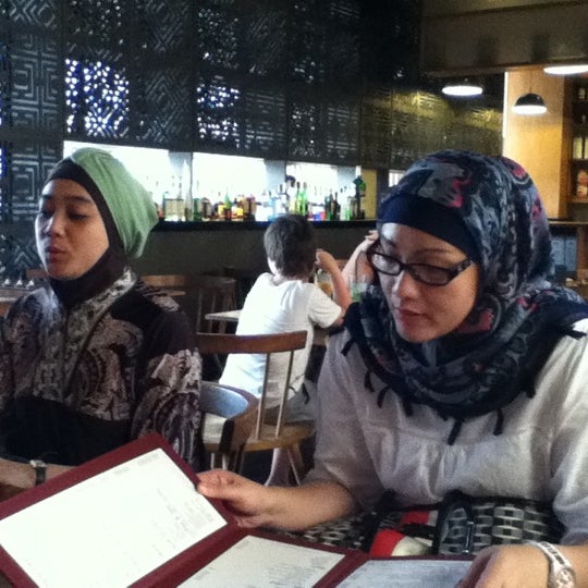11/9/2012 tarihinde Rinto M.ziyaretçi tarafından Khaima Restaurant'de çekilen fotoğraf