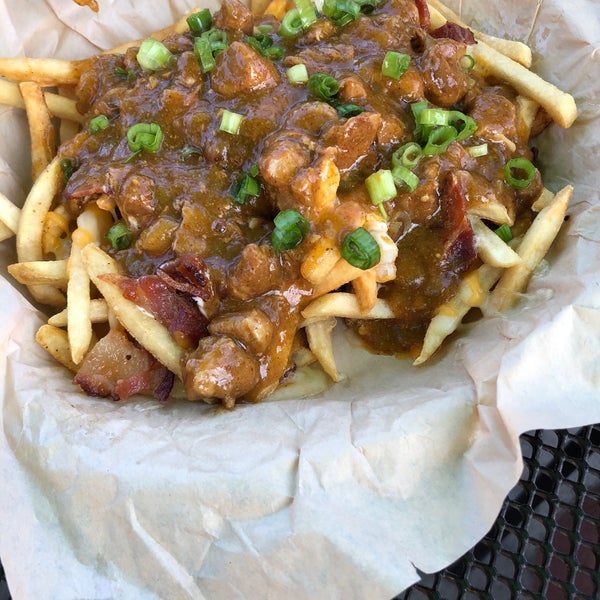 Carl's Tavern - Restaurant