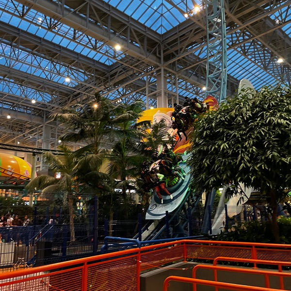 Photo taken at Nickelodeon Universe® by Doree T. on 8/28/2022