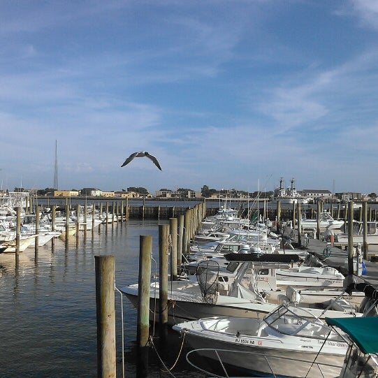 Снимок сделан в Harbor View Restaurant пользователем Rich 7/27/2013