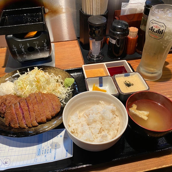 牛かつ冨田 Japanese Restaurant In 浪速区