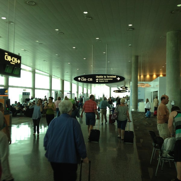 Photo taken at Tampa International Airport (TPA) by lee j. on 4/27/2013