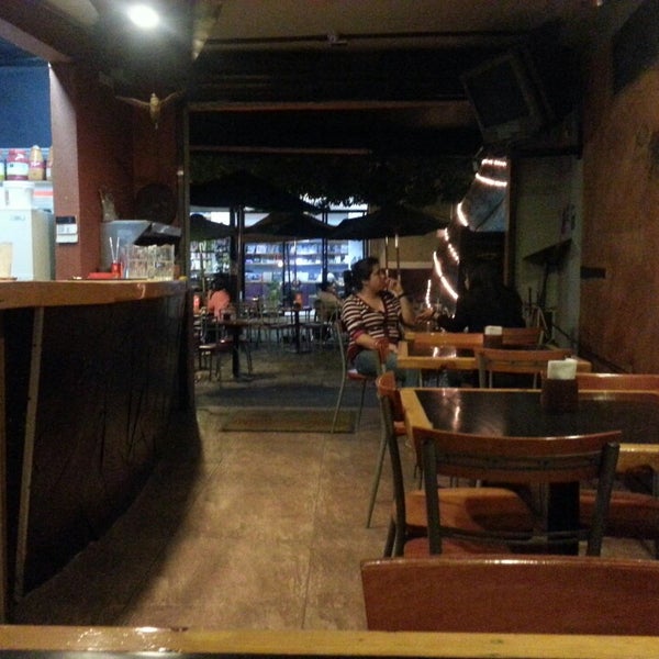 Foto diambil di Café del Codo oleh kYcHo ® pada 2/26/2013
