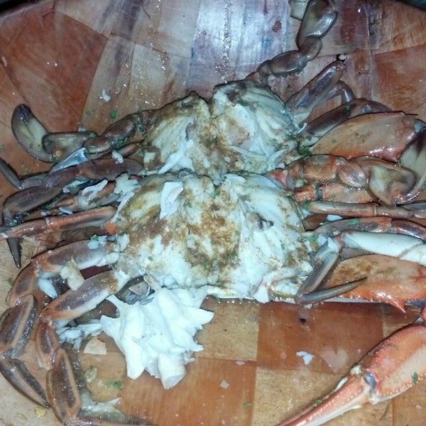 6/15/2013にDenise B.がBlue Claw Seafood &amp; Crab Eateryで撮った写真