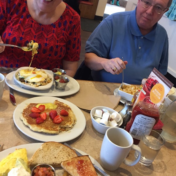 First Watch Breakfast Spot