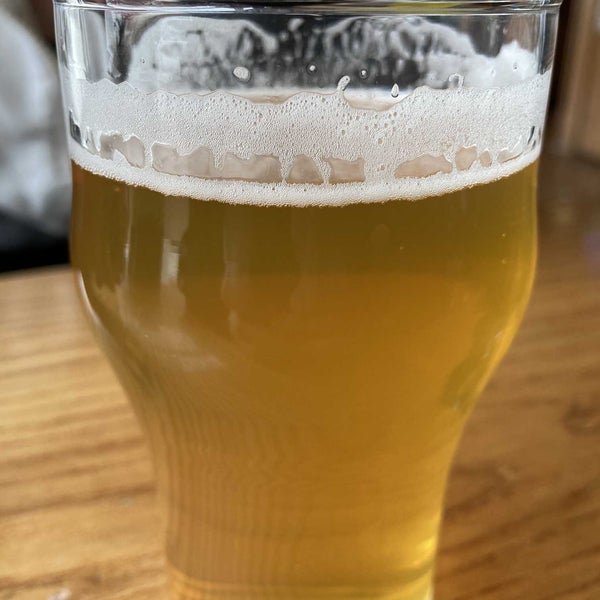 Foto tirada no(a) Bodega Brew Pub por Cody W. em 3/4/2022
