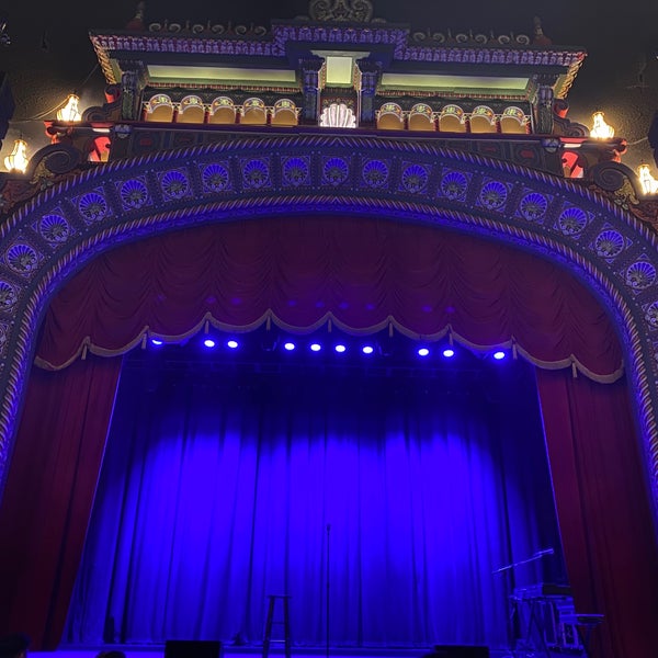 2/28/2020 tarihinde Aimee W.ziyaretçi tarafından Uptown Theater'de çekilen fotoğraf