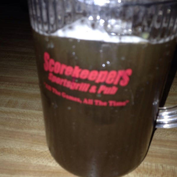 Photo taken at Scorekeepers Sports Grill and Pub by Alex N. on 2/16/2014