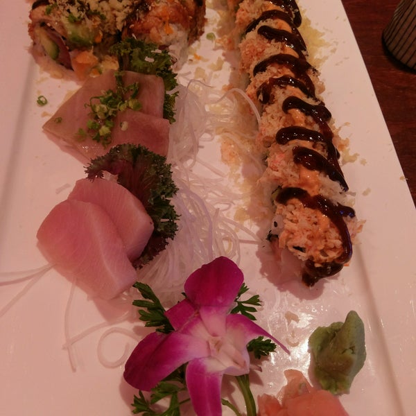 Foto scattata a Kai&#39;s Sushi and Grill da Scott A. il 8/24/2016
