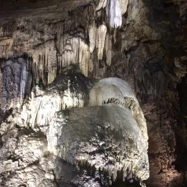 Foto diambil di Le Domaine des Grottes de Han / Het Domein van de Grotten van Han oleh Olivier H. pada 8/20/2019