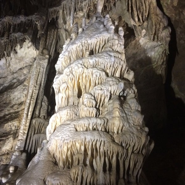 Foto scattata a Le Domaine des Grottes de Han / Het Domein van de Grotten van Han da Olivier H. il 8/20/2019