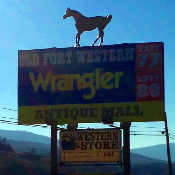 Old Fort Western Store and Tack Shop Toserba