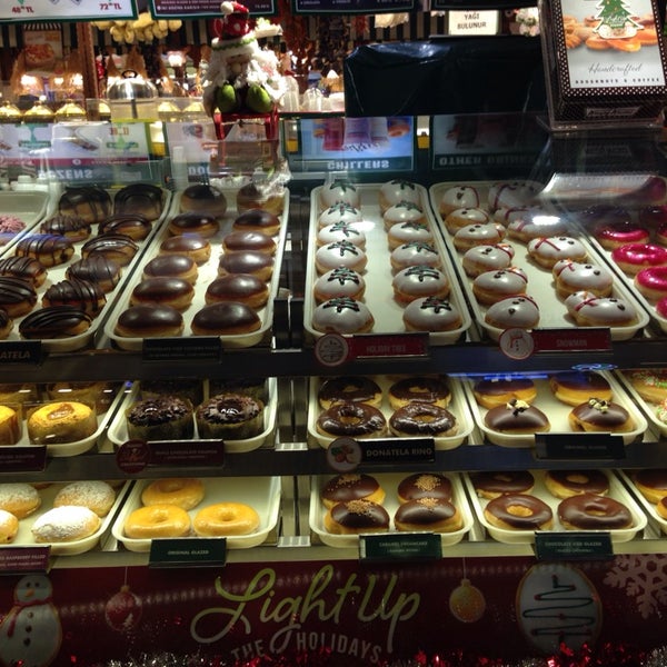 dunkin donut shop in istanbul