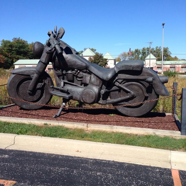 Foto tomada en House of Harley-Davidson  por Jason K. el 10/8/2013