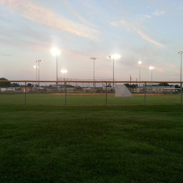 Durant Field Deer Park Youth Baseball Baseball Field in Deer Park
