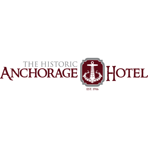 รูปภาพถ่ายที่ Historic Anchorage Hotel โดย Buzzbizz C. เมื่อ 8/4/2017