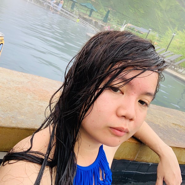 Photo taken at Iron Mountain Hot Springs by Berenice D. on 5/21/2019