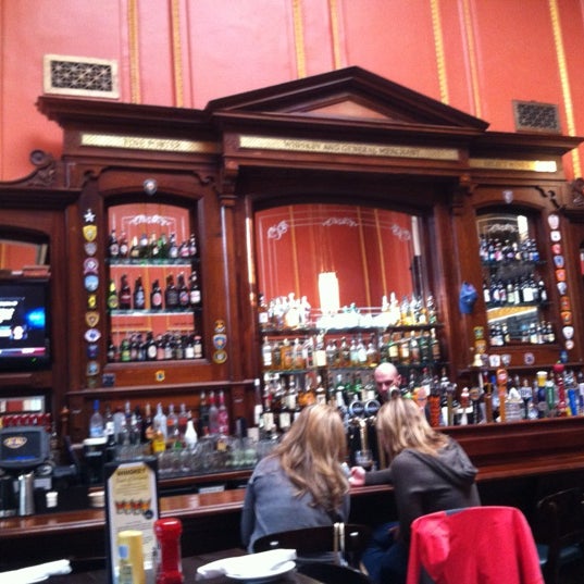 Photo taken at Ri Ra Irish Pub and Restaurant by Gabriel D. on 11/5/2012