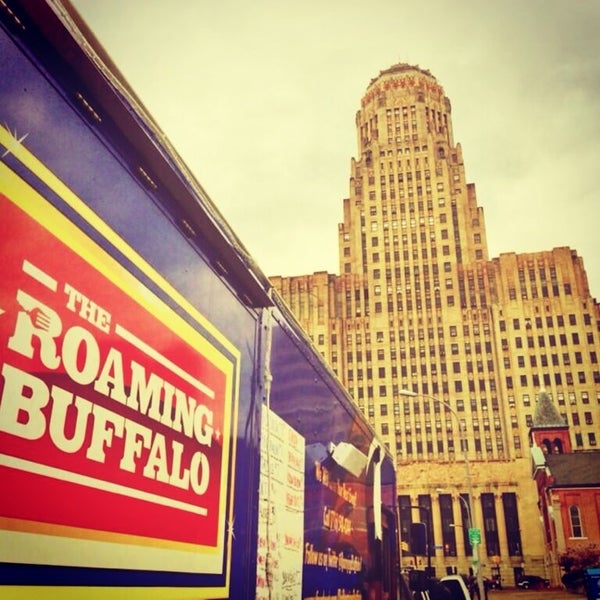 Photo taken at The Roaming Buffalo Food Truck by Christopher T. on 8/30/2013