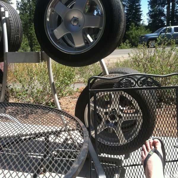 Stone's Country Tire & Automotive Truckee, CA