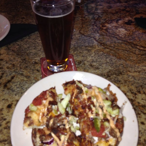 Photo taken at BJ&#39;s Restaurant &amp; Brewhouse by Richard H. on 11/7/2013