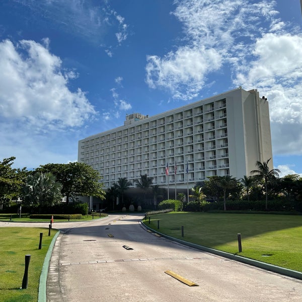 รูปภาพถ่ายที่ Caribe Hilton โดย Tim S. เมื่อ 11/25/2020