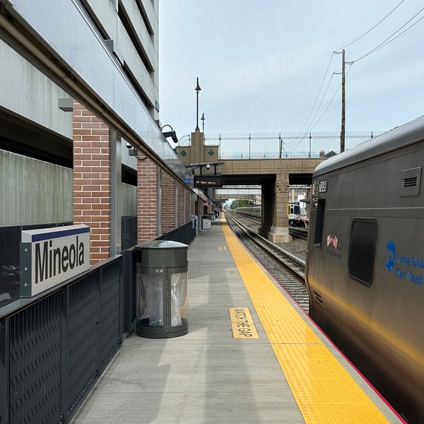 LIRR Mineola Station Mineola, NY