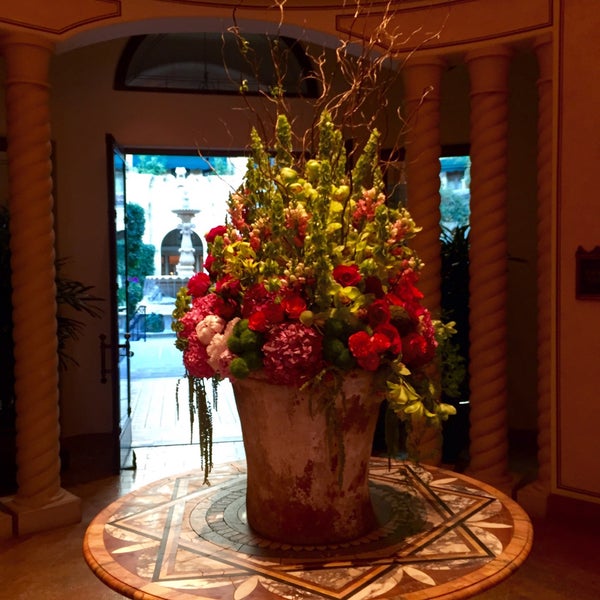 7/14/2015에 Dayna R.님이 The Mansion (MGM Grand)에서 찍은 사진