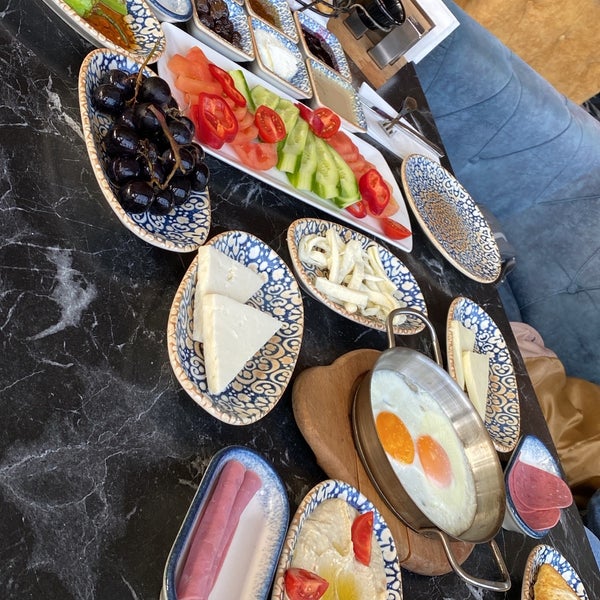 11/8/2021 tarihinde 🇹🇷🇹🇷🇹🇷🇹🇷🇹🇷🇹🇷🇹🇷🇹🇷🇹🇷🇹🇷🇹🇷🇹🇷🇹🇷🇹🇷🇹🇷🇹🇷 .ziyaretçi tarafından Son Osmanlı Nargile Cafe'de çekilen fotoğraf