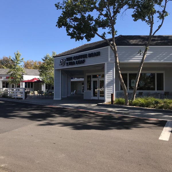 The Coffee Bean & Tea Leaf 1772 East Avenida De Los Arboles