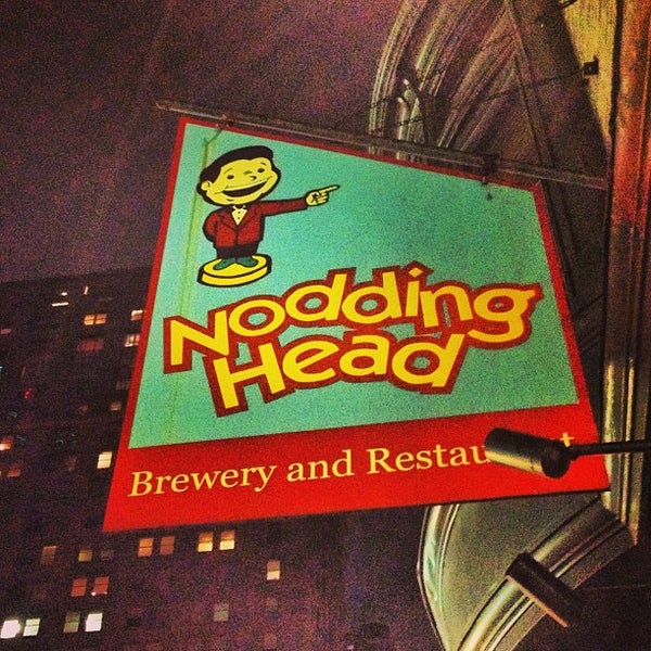 Снимок сделан в Nodding Head Brewery &amp; Restaurant пользователем Juan Pedro D. 5/9/2013