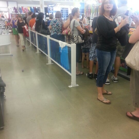 Old Navy Clothing Store in Selma