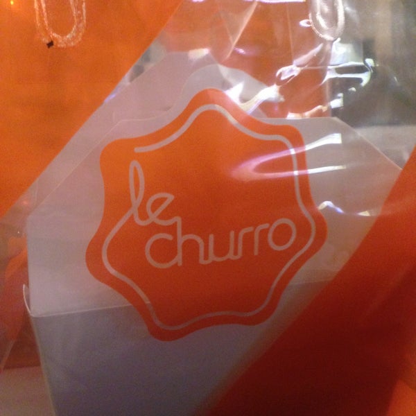 รูปภาพถ่ายที่ LeChurro โดย Z R. เมื่อ 4/30/2013