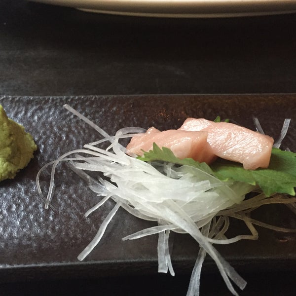 Photo prise au Sushi Damo par Neville E. le8/31/2016