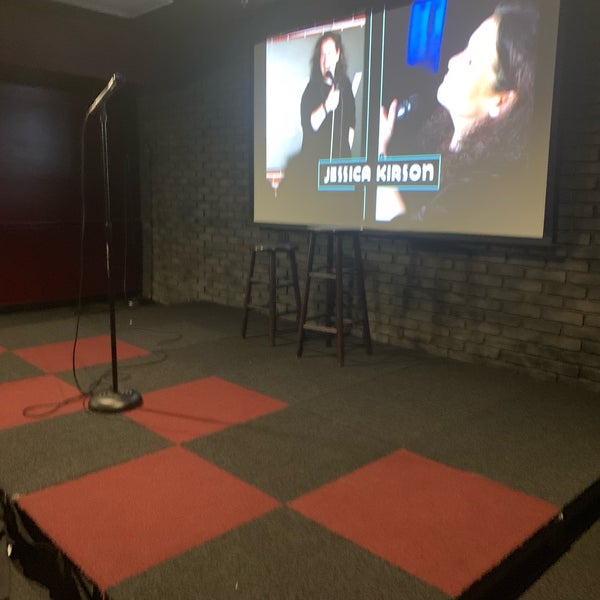 Photo taken at DC Improv Comedy Club by Neville E. on 8/10/2019