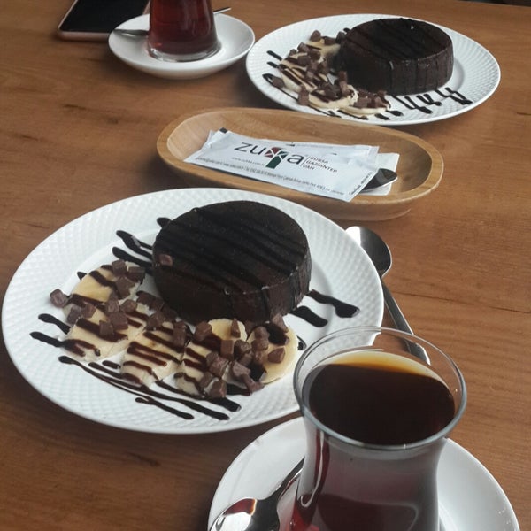 2/17/2018에 Ayşe님이 Zukka Kitap &amp; Kafe에서 찍은 사진