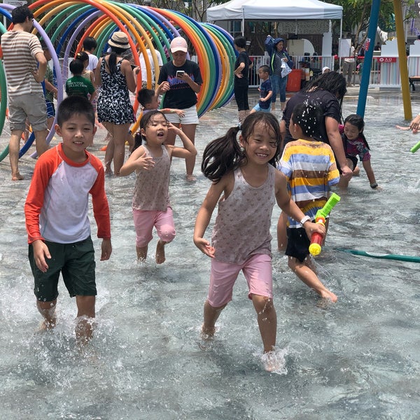Foto diambil di Taipei Children&#39;s Amusement Park oleh Iris L. pada 7/15/2020