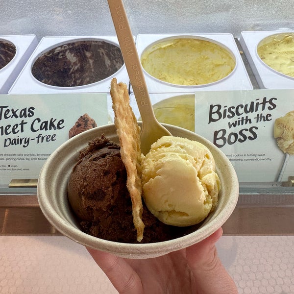 Jeni’s Splendid Ice Creams Downtown Scottsdale 1 tip