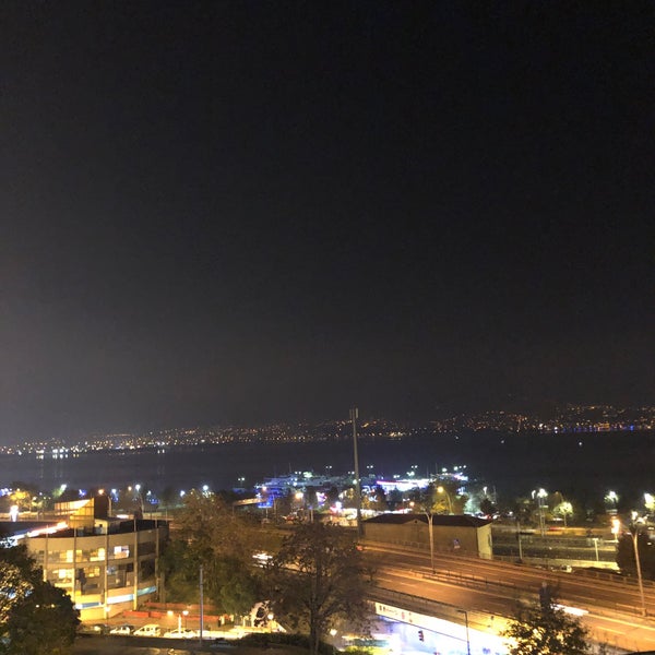 Foto tirada no(a) Cheers Roof por Aslı G. em 11/16/2019