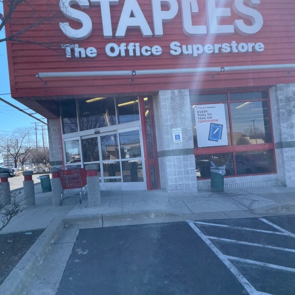 Staples Central Rockville 1531 Rockville Pike