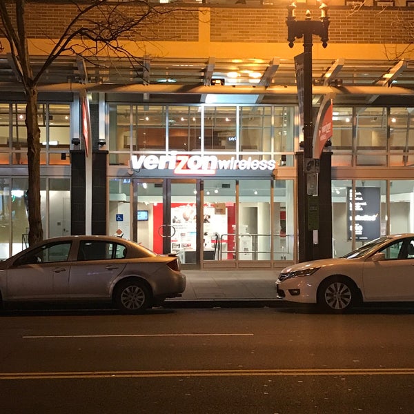 Verizon DowntownPenn QuarterChinatown 1318 F St Nw
