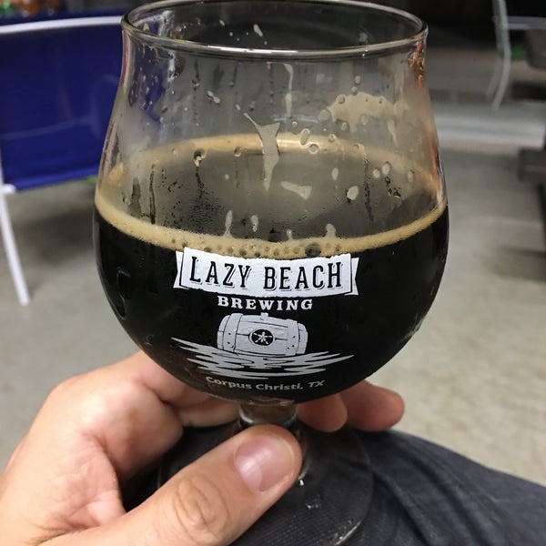 Das Foto wurde bei Lazy Beach Brewery von Chris V. am 11/25/2016 aufgenommen