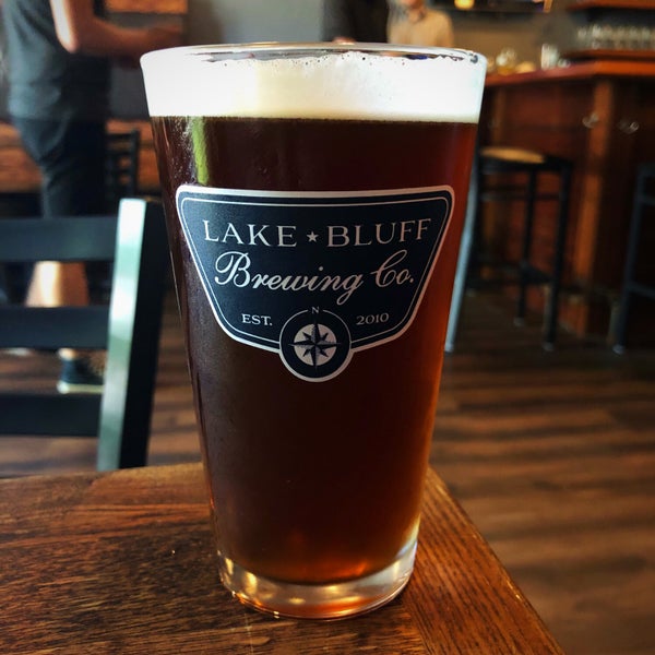 Photo taken at Lake Bluff Brewing Company by Chris V. on 7/6/2018