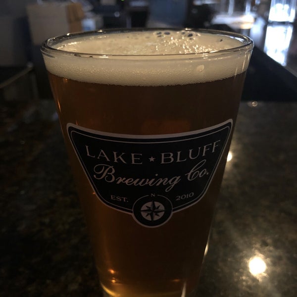 3/21/2019에 Chris V.님이 Lake Bluff Brewing Company에서 찍은 사진
